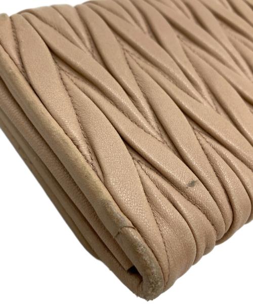 MIU MIU（ミュウミュウ）MIU MIU (ミュウミュウ) 長財布 ピンクの古着・服飾アイテム