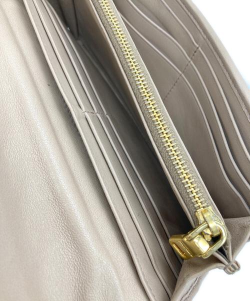 MIU MIU（ミュウミュウ）MIU MIU (ミュウミュウ) 長財布 ピンクの古着・服飾アイテム