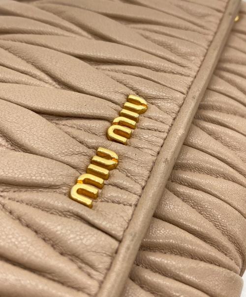 MIU MIU（ミュウミュウ）MIU MIU (ミュウミュウ) 長財布 ピンクの古着・服飾アイテム