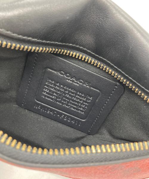 COACH（コーチ）COACH (コーチ) ウエストバッグ レッド×ブラックの古着・服飾アイテム