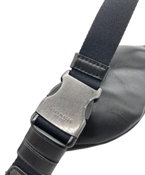 COACH（コーチ）COACH (コーチ) ウエストバッグ レッド×ブラックの古着・服飾アイテム