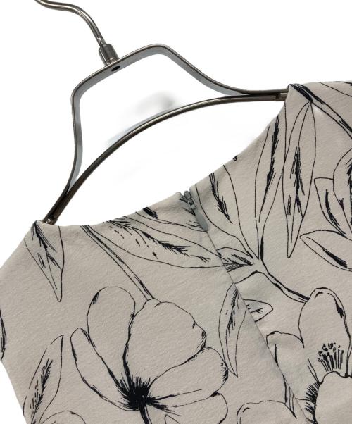 Mila Owen（ミラオーウェン）Mila Owen (ミラオーウェン) ノースリーブワンピース ベージュ サイズ:SIZE 1の古着・服飾アイテム