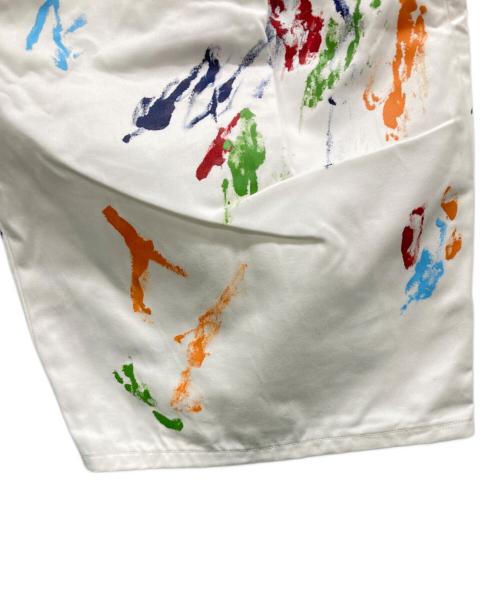 SHINYA KOZUKA（シンヤコズカ）SHINYA KOZUKA (シンヤコズカ) Hi BAGGY WITH HAND PAINTING ホワイト サイズ:Mの古着・服飾アイテム