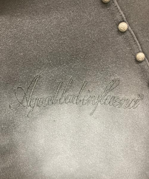 a good bad influence（アグッドバッドインフルエンス）A Good Bad Influence (アグッドバッドインフルエンス) ORIGINAL STUDSED HOODIE ブラック サイズ:Mの古着・服飾アイテム