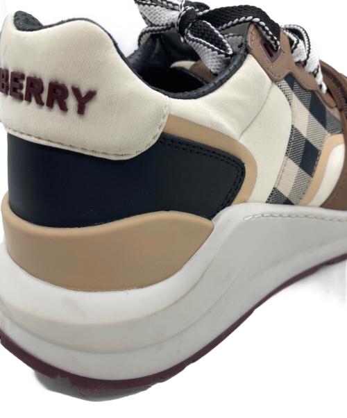 BURBERRY（バーバリー）BURBERRY (バーバリー) RAMSEY Low Sneakers ブラウン×ベージュ サイズ:SIZE 24cmの古着・服飾アイテム
