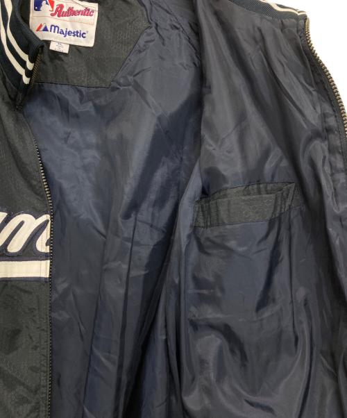 Majestic（マジェスティック）Majestic (マジェスティック) ナイロンジャケット ネイビー×ホワイト サイズ:XLの古着・服飾アイテム