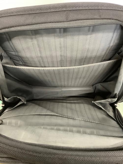 TUMI（トゥミ）TUMI (トゥミ) リュック ブラックの古着・服飾アイテム