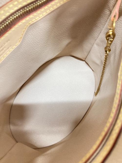 LOUIS VUITTON（ルイ ヴィトン）LOUIS VUITTON (ルイ ヴィトン) ショルダーバッグ ブラウンの古着・服飾アイテム
