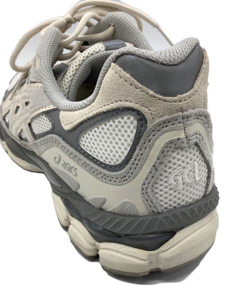 asics（アシックス）asics (アシックス) ローカットスニーカー ホワイト×グレー サイズ:	28.0cmの古着・服飾アイテム