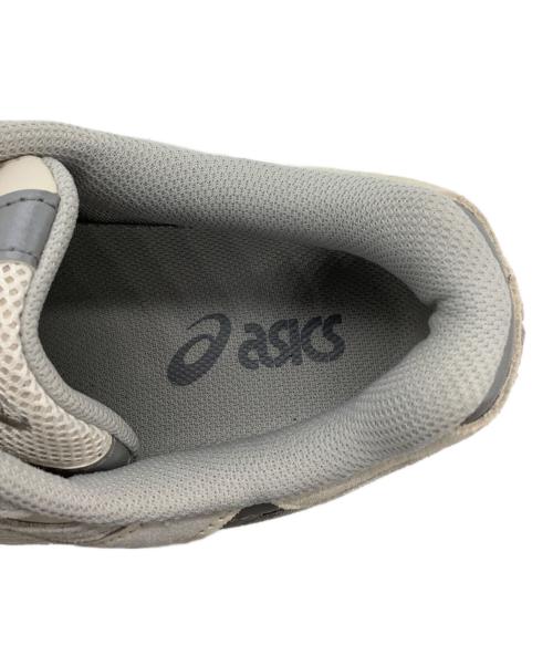 asics（アシックス）asics (アシックス) ローカットスニーカー ホワイト×グレー サイズ:	28.0cmの古着・服飾アイテム