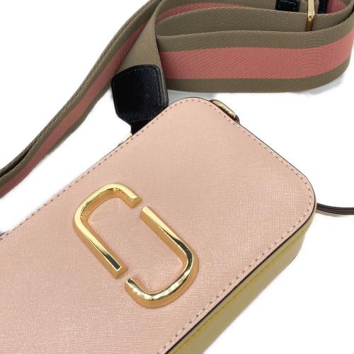 MARC JACOBS（マークジェイコブズ）MARC JACOBS (マークジェイコブズ) THE SNAPSHOT ピンクの古着・服飾アイテム