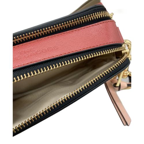 MARC JACOBS（マークジェイコブズ）MARC JACOBS (マークジェイコブズ) THE SNAPSHOT ピンクの古着・服飾アイテム