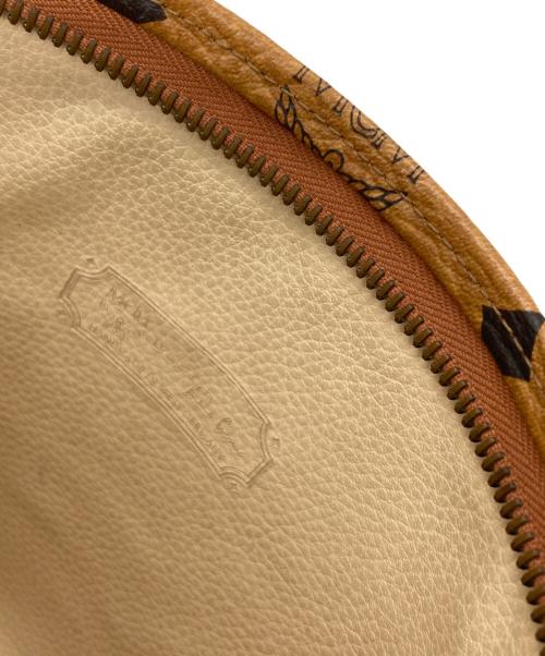 MCM（エムシーエム）MCM (エムシーエム) セカンドバッグ ブラウンの古着・服飾アイテム