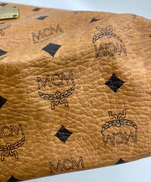 MCM（エムシーエム）MCM (エムシーエム) セカンドバッグ ブラウンの古着・服飾アイテム
