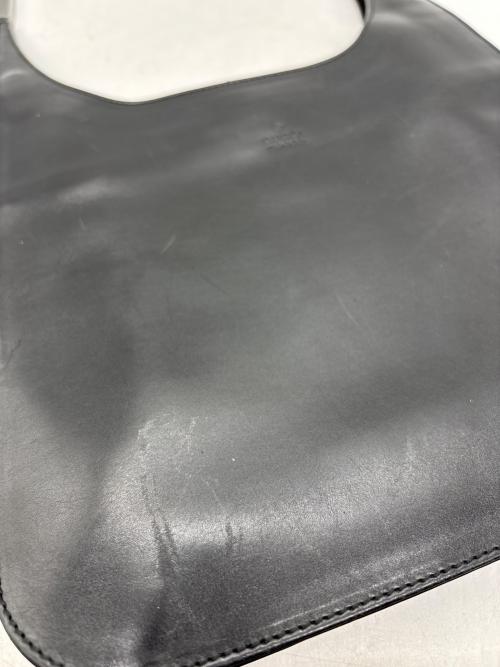 GUCCI（グッチ）GUCCI (グッチ) ワンショルダーバッグ ブラックの古着・服飾アイテム