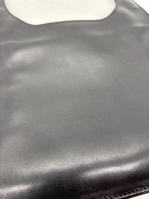 GUCCI（グッチ）GUCCI (グッチ) ワンショルダーバッグ ブラックの古着・服飾アイテム