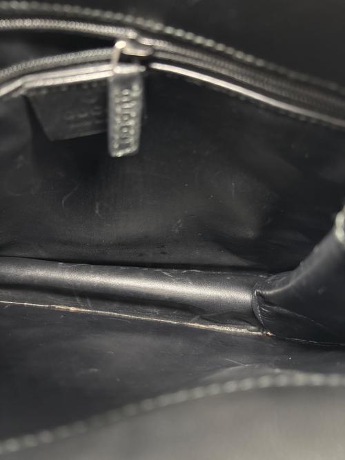 GUCCI（グッチ）GUCCI (グッチ) ワンショルダーバッグ ブラックの古着・服飾アイテム