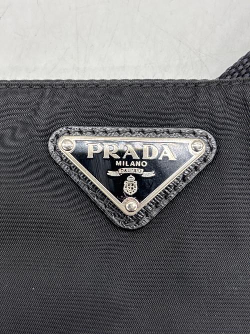 PRADA（プラダ）PRADA (プラダ) ナイロンショルダーバッグ ブラックの古着・服飾アイテム