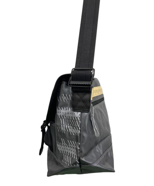 master-piece（マスターピース）master-piece (マスターピース) メッセンジャーバッグ グレー 未使用品の古着・服飾アイテム