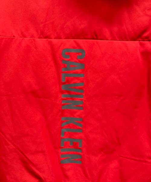 Calvin Klein（カルバンクライン）Calvin Klein (カルバンクライン) ダウンジャケット レッド サイズ:SIZE Lの古着・服飾アイテム