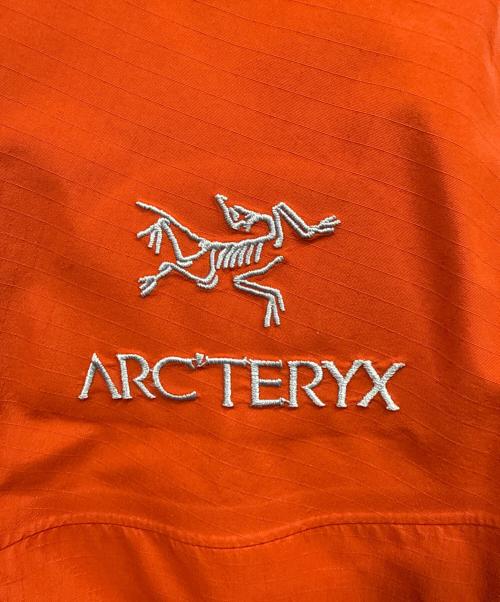 ARC'TERYX（アークテリクス）ARC'TERYX (アークテリクス) ジャケット レッド サイズ:SIZE Mの古着・服飾アイテム