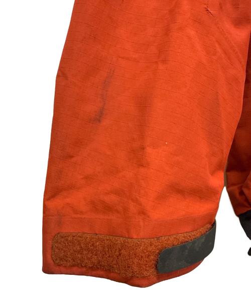 ARC'TERYX（アークテリクス）ARC'TERYX (アークテリクス) ジャケット レッド サイズ:SIZE Mの古着・服飾アイテム