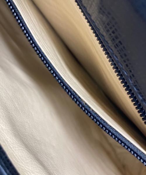 HUNTING WORLD（ハンティングワールド）HUNTING WORLD (ハンティングワールド) ショルダーバッグ ブラックの古着・服飾アイテム