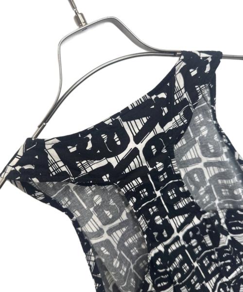 VERSUS VERSACE（ヴェルサス ヴェルサーチェ）VERSUS VERSACE (ヴェルサス ヴェルサーチェ) ノースリーブワンピース ブラック サイズ:Freeの古着・服飾アイテム