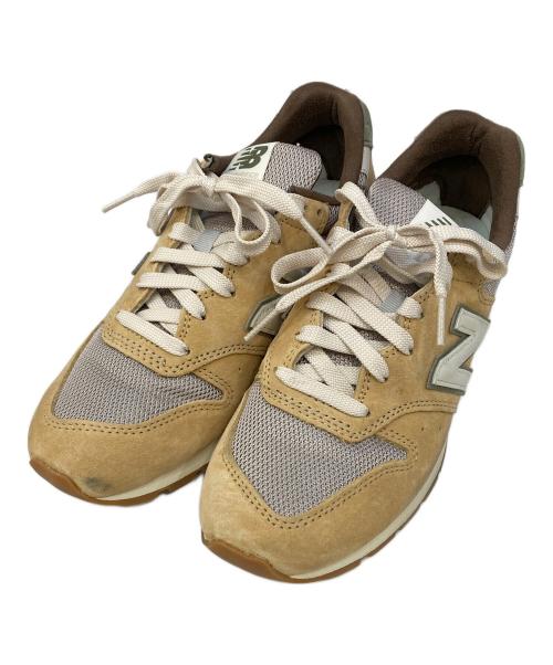 NEW BALANCE（ニューバランス）NEW BALANCE (ニューバランス) 996ローカットスニーカー ベージュ サイズ:US7の古着・服飾アイテム