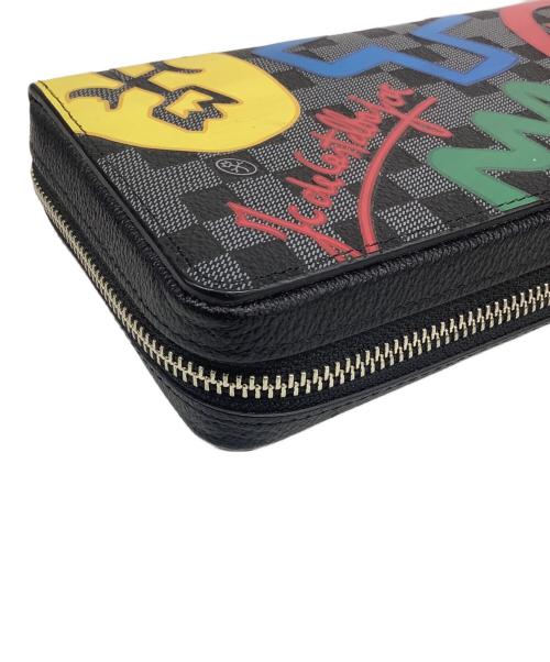 CASTELBAJAC（カステルバジャック）CASTELBAJAC (カステルバジャック) クラッチバッグ ブラック×マルチカラーの古着・服飾アイテム