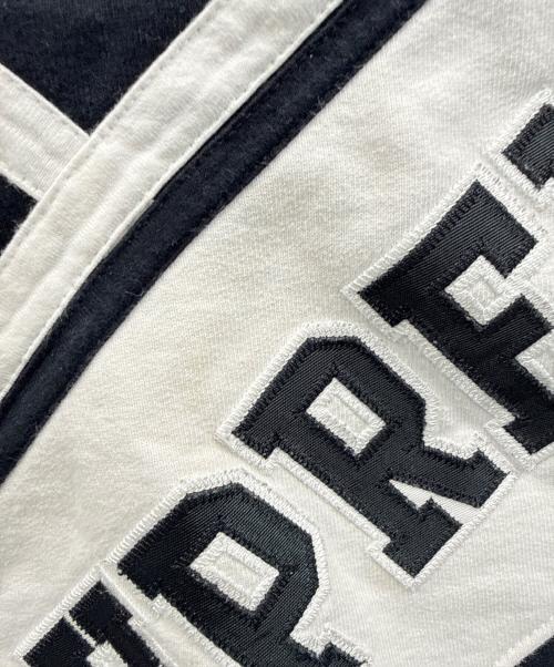 SUPREME（シュプリーム）SUPREME (シュプリーム) プルオーバーパーカー ホワイト×ブラック サイズ:Sの古着・服飾アイテム