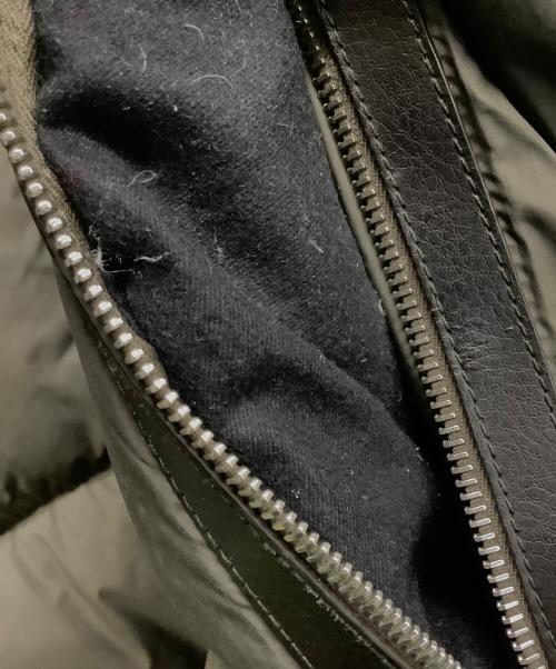 MONCLER（モンクレール）MONCLER (モンクレール) ロングダウンジャケット カーキ サイズ:SIZE 5の古着・服飾アイテム