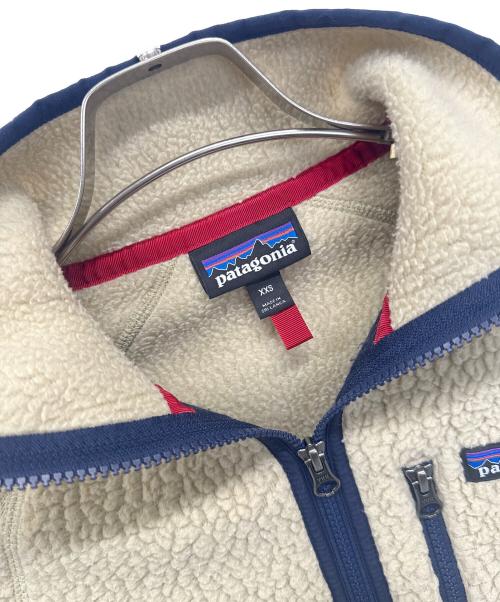 Patagonia（パタゴニア）Patagonia (パタゴニア) フリースジャケット ベージュ×ネイビー サイズ:XXSの古着・服飾アイテム