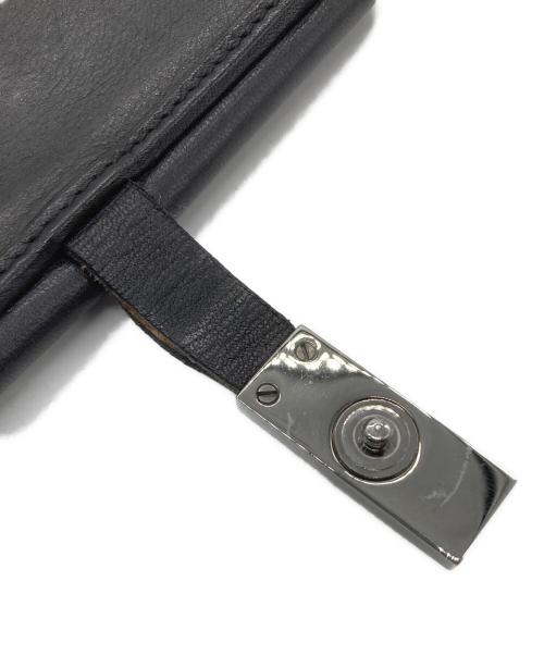 GUCCI（グッチ）GUCCI (グッチ) 2つ折り財布 ブラックの古着・服飾アイテム