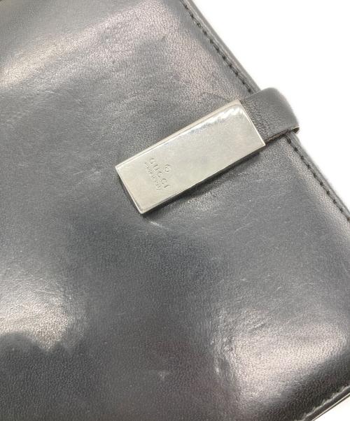 GUCCI（グッチ）GUCCI (グッチ) 2つ折り財布 ブラックの古着・服飾アイテム