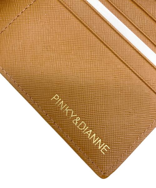Pinky & Dianne（ピンキーアンドダイアン）Pinky & Dianne (ピンキーアンドダイアン) 長財布 ホワイト×ブラウン 未使用品の古着・服飾アイテム