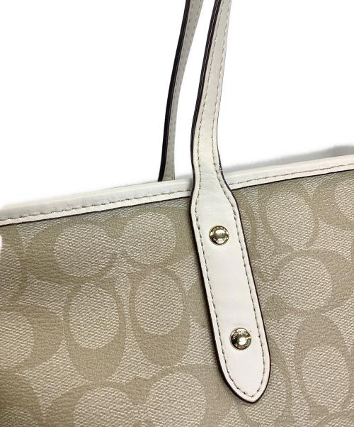 COACH（コーチ）COACH (コーチ) ハンドバッグ ベージュ×アイボリーの古着・服飾アイテム