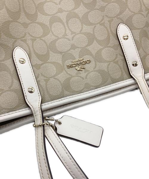 COACH（コーチ）COACH (コーチ) ハンドバッグ ベージュ×アイボリーの古着・服飾アイテム