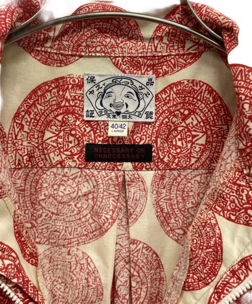 EVISU（エヴィス）EVISU (エヴィス) 半袖シャツ ベージュ×レッド サイズ:Lの古着・服飾アイテム