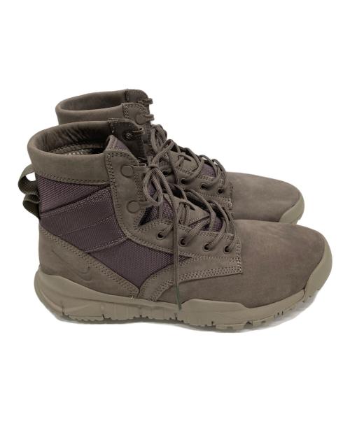 NIKE（ナイキ）NIKE (ナイキ) ブーツ ブラウン サイズ:26.5の古着・服飾アイテム