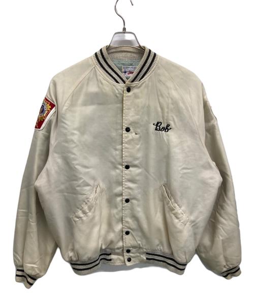 butwin（バトウィン）butwin (バトウィン) スタジャン アイボリー サイズ:不明の古着・服飾アイテム