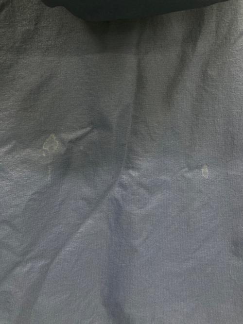 THE NORTH FACE（ザ ノース フェイス）THE NORTH FACE (ザ ノース フェイス) リバーシブルテックエアフーディ ネイビー×オリーブ サイズ:Mの古着・服飾アイテム