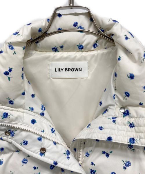 Lily Brown（リリーブラウン）Lily Brown (リリーブラウン) ダウンジャケット ホワイト×ブルー サイズ:Freeの古着・服飾アイテム