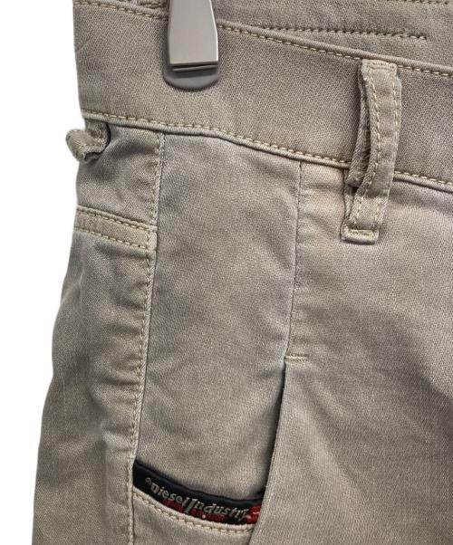 DIESEL（ディーゼル）DIESEL (ディーゼル) カーゴパンツ ブラウン サイズ:28の古着・服飾アイテム