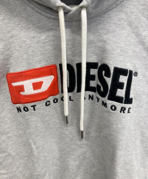 DIESEL（ディーゼル）DIESEL (ディーゼル) プルオーバーパーカー グレー サイズ:Sの古着・服飾アイテム