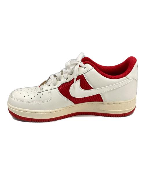 NIKE（ナイキ）NIKE (ナイキ) ローカットスニーカー ホワイト×レッド サイズ:26.5cmの古着・服飾アイテム