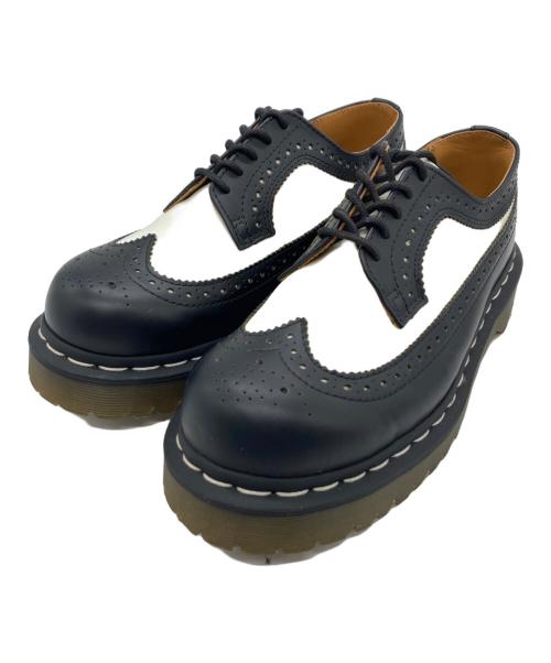 Dr.Martens（ドクターマーチン）Dr.Martens (ドクターマーチン) ブローグシューズ ホワイト×ブラック サイズ:UK 5の古着・服飾アイテム