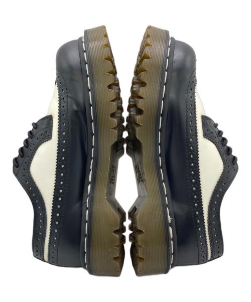 Dr.Martens（ドクターマーチン）Dr.Martens (ドクターマーチン) ブローグシューズ ホワイト×ブラック サイズ:UK 5の古着・服飾アイテム