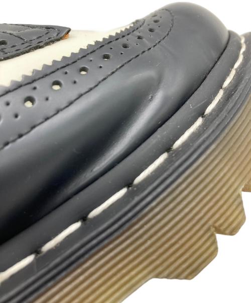Dr.Martens（ドクターマーチン）Dr.Martens (ドクターマーチン) ブローグシューズ ホワイト×ブラック サイズ:UK 5の古着・服飾アイテム