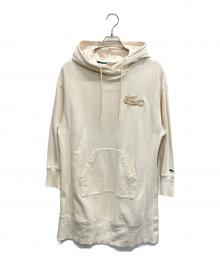 LACOSTE（ラコステ）の古着「ボアワニロゴスウェットフーディードレス」｜ベージュ